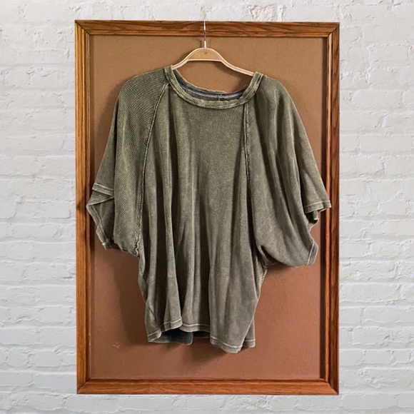 Pilcro Green Top Size Large - Picture 1 of 6